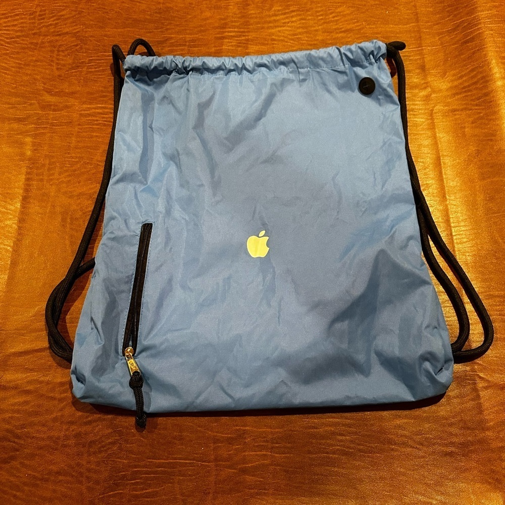 APPLE UNISEX DRAWSTRING BLUE BACKPACK TECH PREPPY BAG - Picture 7 of 9